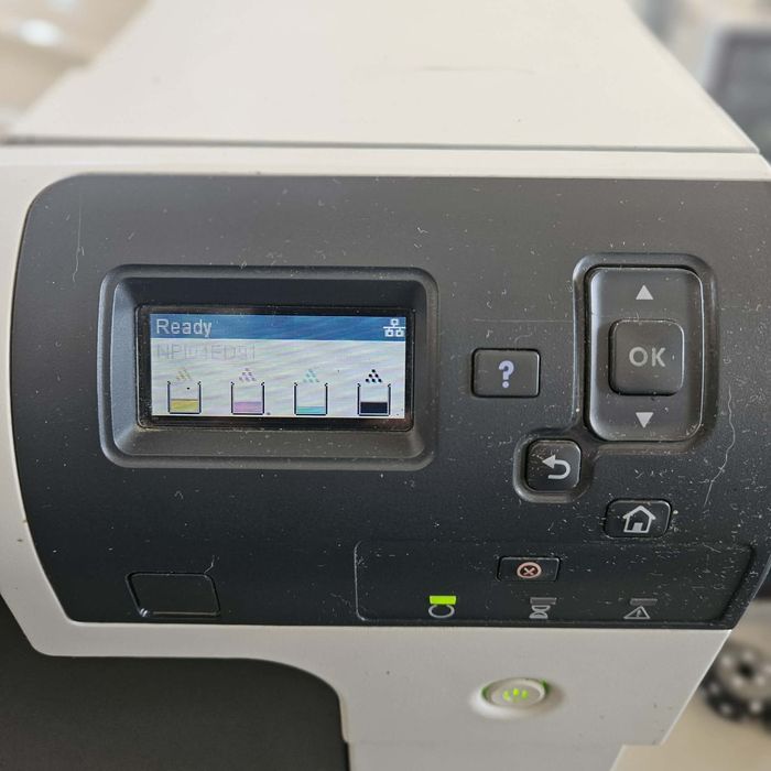 Лазерен принтер HP Color LaserJet