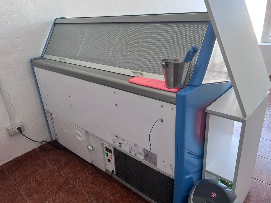 Vitrina inghetata ISA