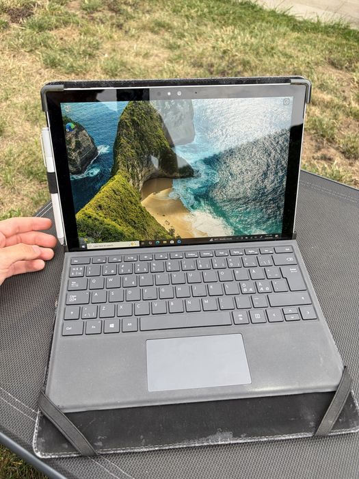 Tableta Microsoft Surface Pro