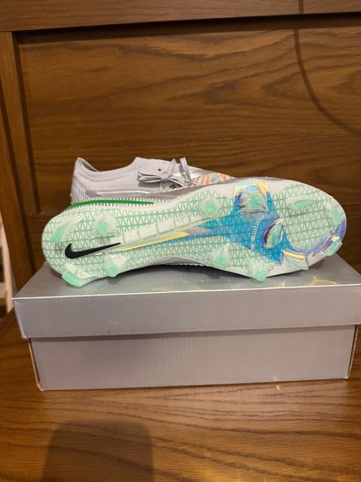 Футболни  обувки