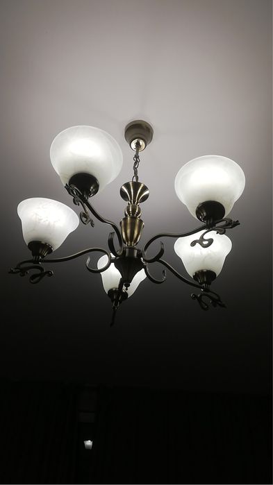 Люстра потолочная