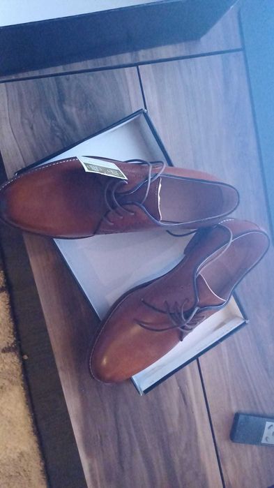 Pantofi piele naturala AM masura 42' noi