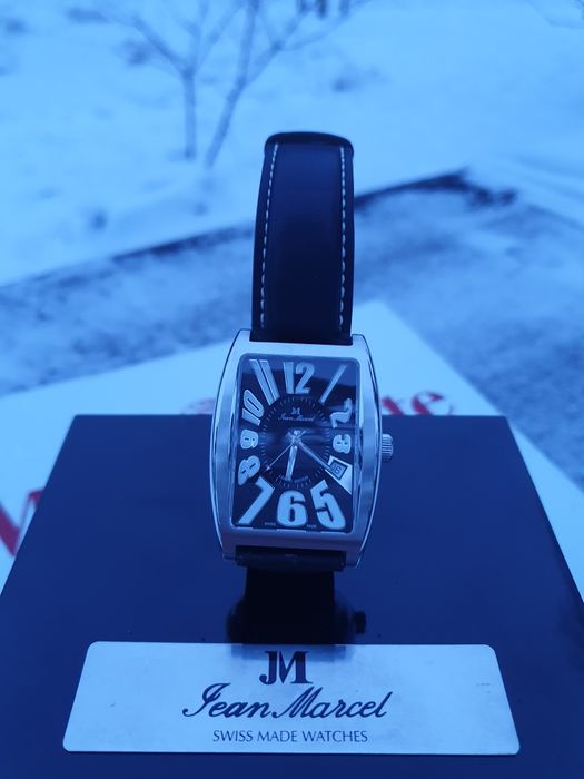 De vînzare un ceas superb swiss marca JEAN MARCEL automatic ediție limitată .