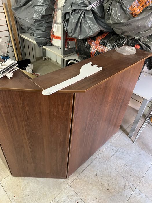 Продам ресепшен срочно