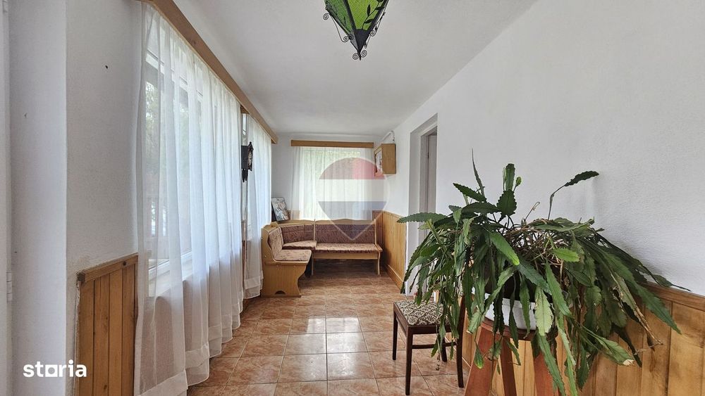 Teren intravilan | 4840 mp | Casă + Anexe | Utilități | Sohodol | Bran