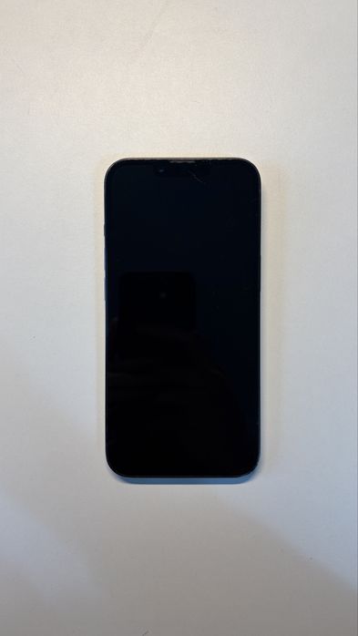 Apple iPhone 13 – отлично работещ, 80% батерия + 3 калъфа