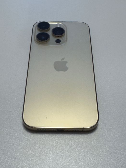 Vand Iphone 14 pro Gold