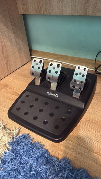 Volan Logitech g29