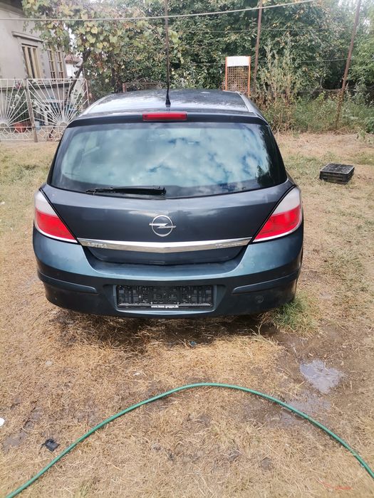 Opel astra h de vânzare