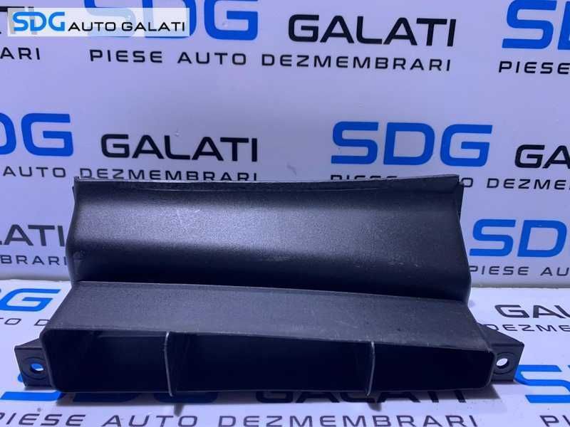 Priza Deflector Difuzor Captare Aer VW Golf 5 PLUS 2004 - 2008 Cod 1K0805971C [D0809]