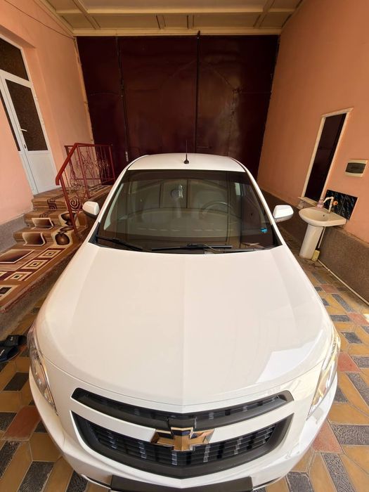 Chevrolet Cobalt sotiladi