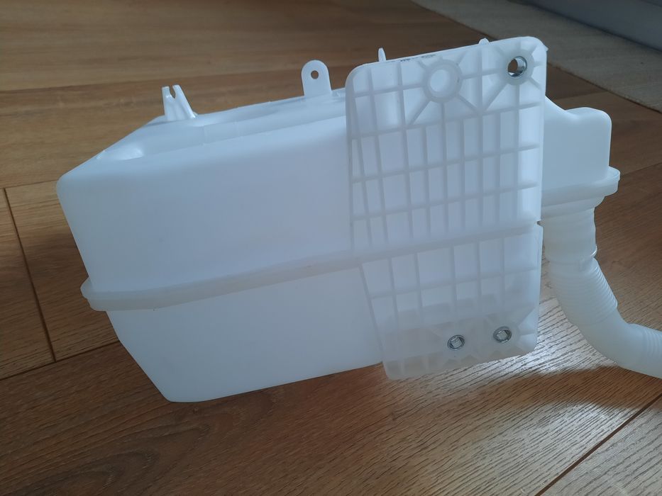 Vas lichid parbriz VW Golf 6