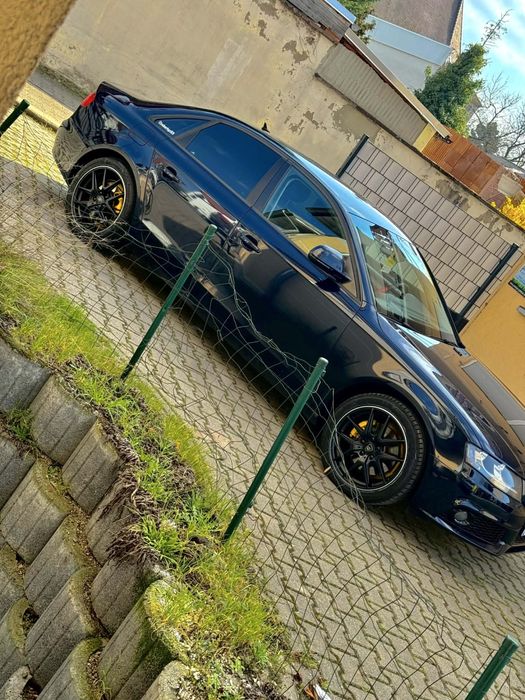 AUDI A4 2008