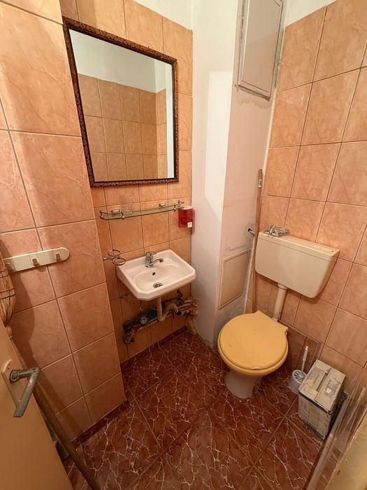 Apartament 3 camere decomandat Craiovita Noua