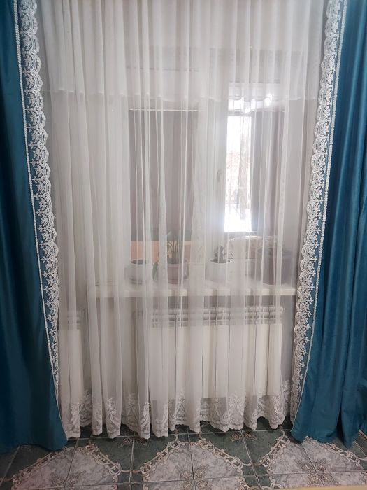 Продам комплект штор в отличном состоянии