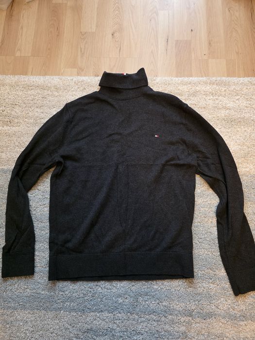 Pulover tommy hilfiger marime L