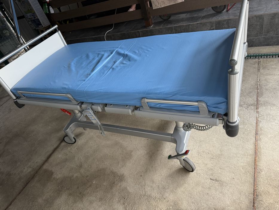 Pat medical electric ingrijire bolnavi la domiciliu Volker Kinikbett