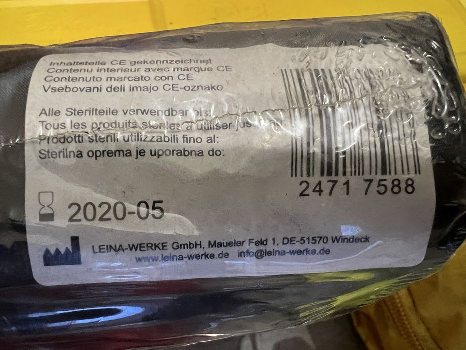 АВТО аптечки и триъгълници - AUDI , BMW , HONDA , RENAULT , SAAB