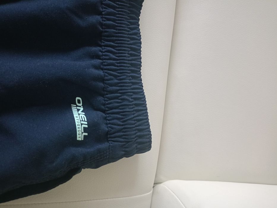 Vând bermude baie O' Neil, bărbătești, produs de calitate superioara m