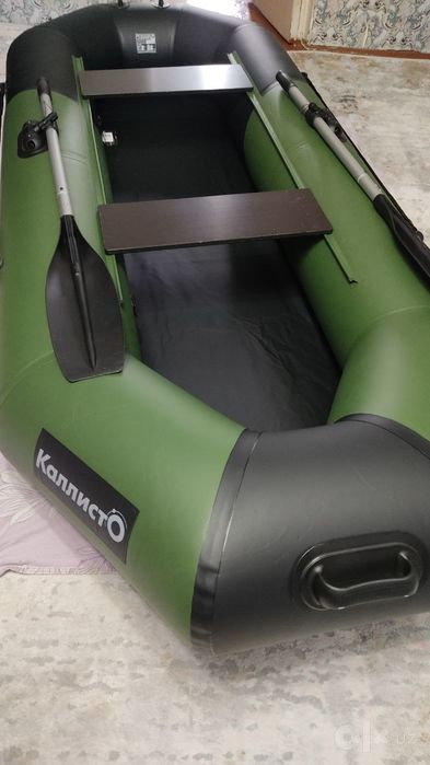 Продаю лодку Каллисто 260