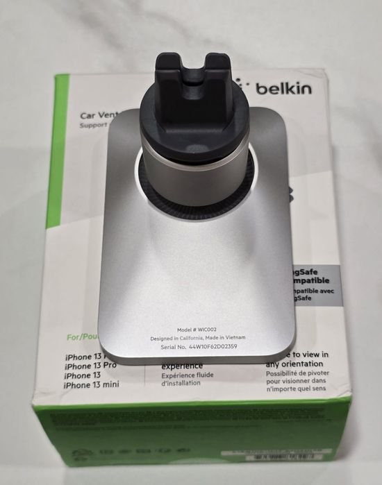 Магнитный держатель Belkin MagSafe Car Vent Mount Pro