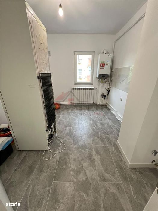Vanzare apartament 3 camere decomandat 2 bai - renovat complet