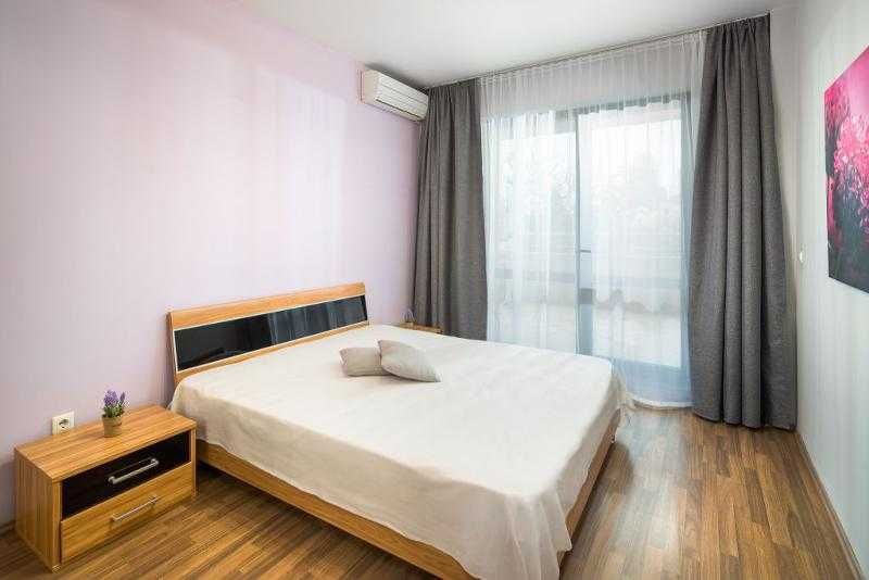 Дава се под наем Четиристаен апартамент в София, Младост 2 - 126 кв.м за 573.24 € - Снимка #5