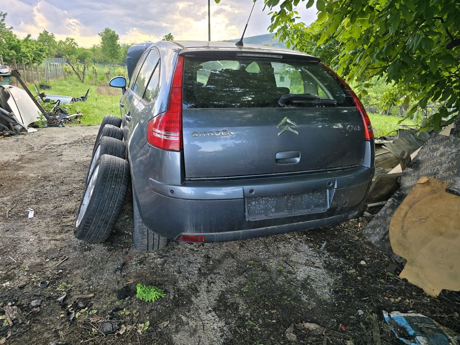 Citroen C4 1.6 HDi 109 коня на части
