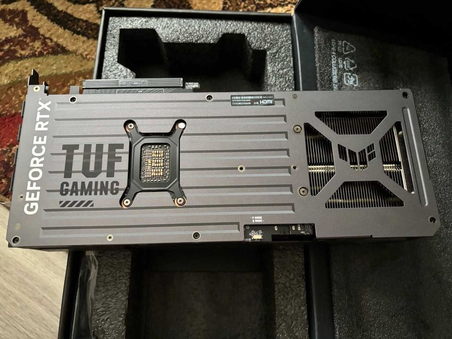 Asus RTX 5070 Ti 16 Gb