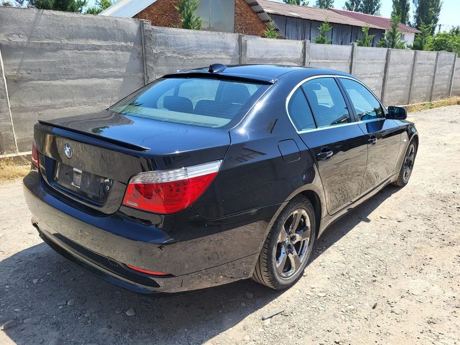 trager/capota/faruri/aripi bmw e60 520 d an 2007 lci