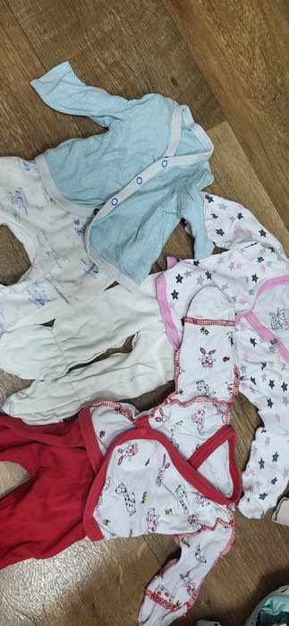 Отдам детские вещи