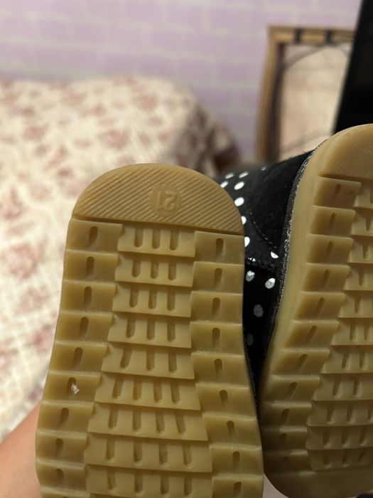 Уги для малыша 21 размера