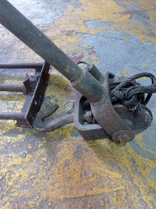 Продам Трубозажим