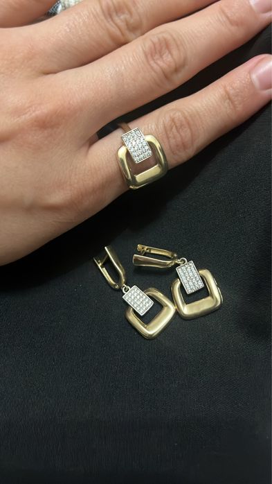 Алтын комплект сатылады срочно