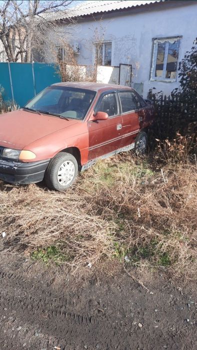 Продам опель на запчасти