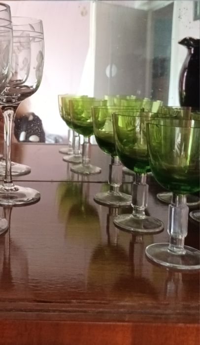 Set 6 pahare sticlă verde gravate