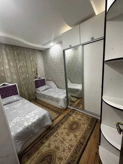 Аренда квартира Метро Мирзо-Улугбек 3-комнат р-н Чиланзар-8 кв