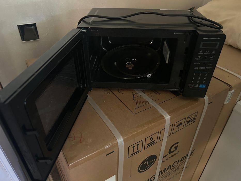 Микроволновая печь Midea
