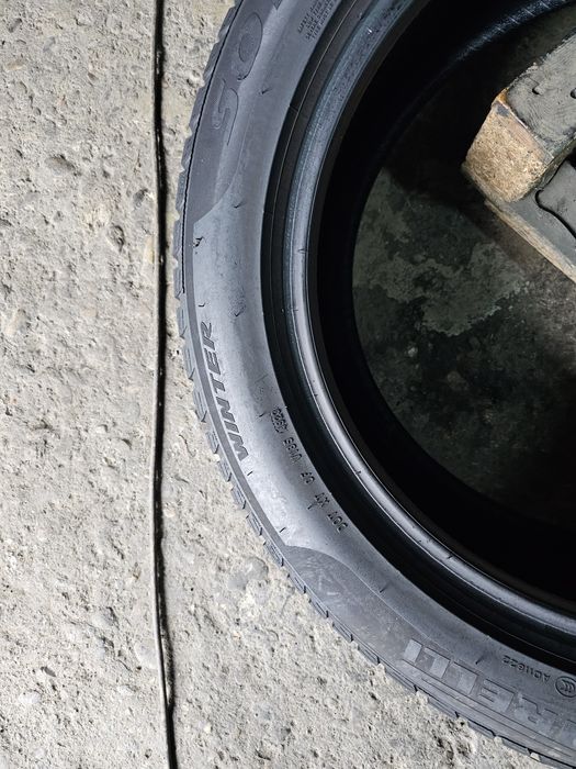 4 anvelope iarna 245 50 19 Pirelli Runflat 2021