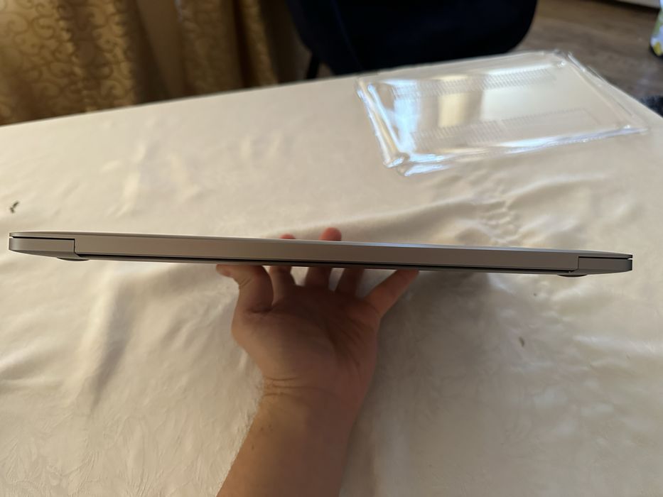 Macbook Pro A1708 8/256