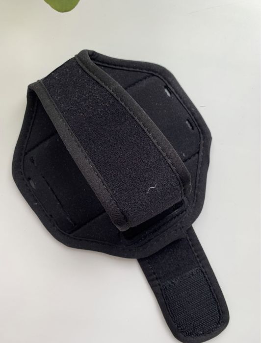 Чехол на телефон