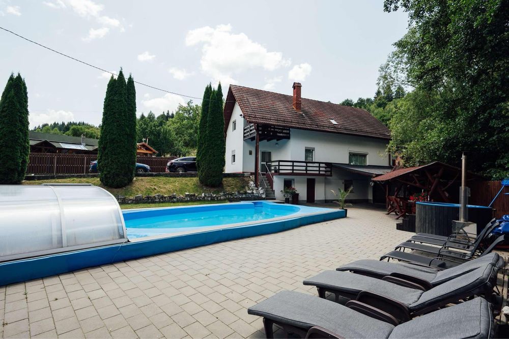 Cabana Libera de Revelion 24pers jacuzzi