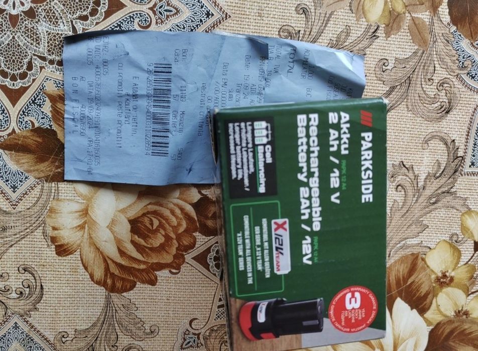 Acumulatori Parkside 12v  2A și 4A