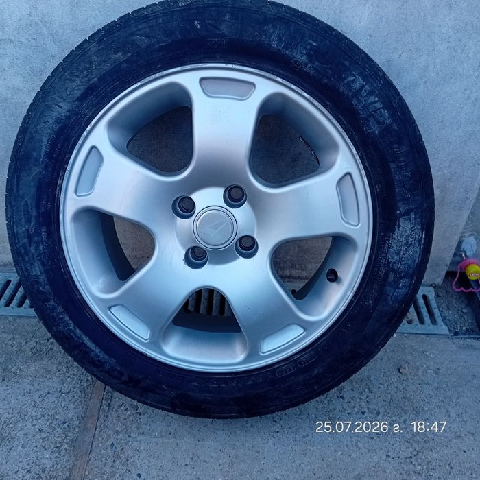 Комплект Джанти за автомобил