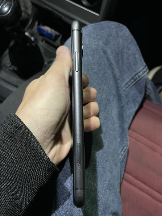 Айфон 11 64 гб срочно