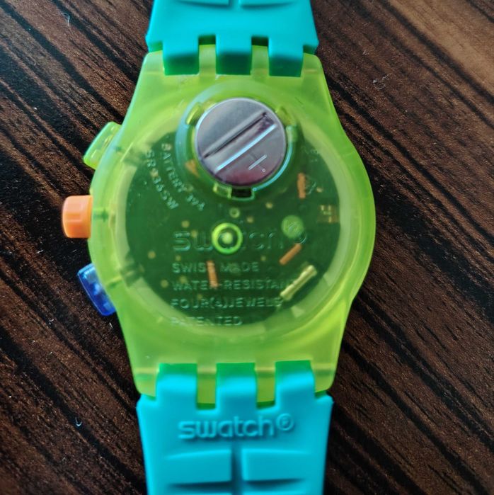 Часовник Swatch Neon Wave SUSJ404