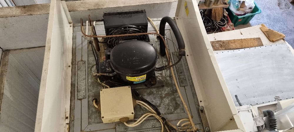 Професионален плюсов хладилник COOL