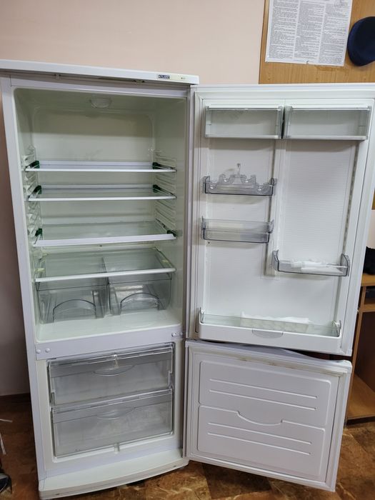 Холодильник "ATLANT"