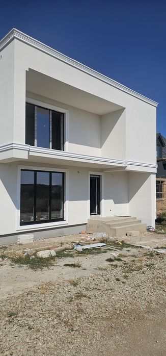 Casa noua de vanzare între Alba și Micesti partea stângă!