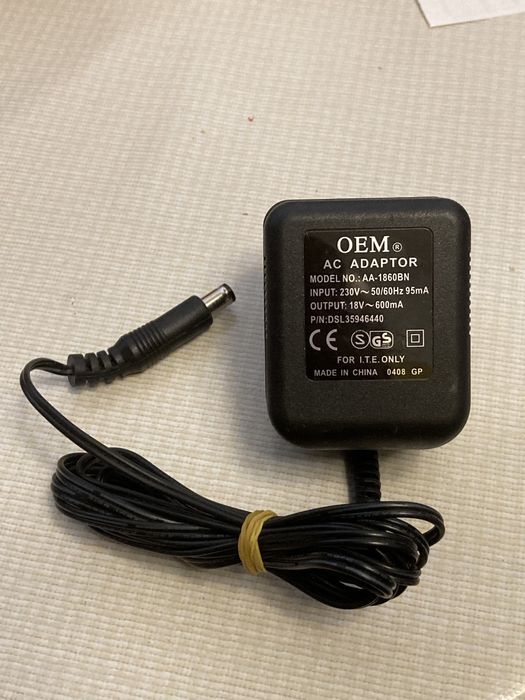 Alimentator 18v . Transformator 18v